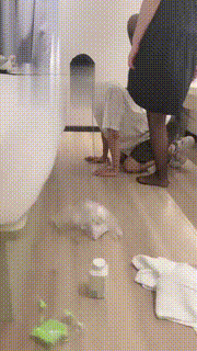 【欣欣】高跟黑丝玉足喂食 bf15453