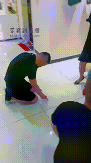 【羽诺】多奴跪下磕头_舔脏鞋 bf16429