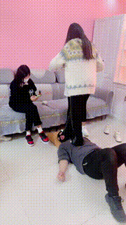 【精神小妹】教多名素人学生主玩sm bf20129