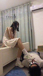 【白茶】萝莉主白袜羞辱 bf18253