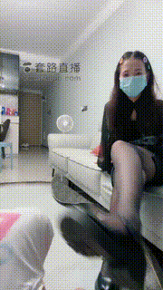 【叶子女神】黑丝脚下小奶狗 bf19088