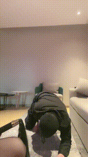 【不期而遇】黑丝高跟美腿辱狗 bf19759