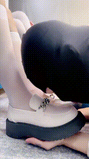 【狗哥】白丝白袜辱情侣奴-奴下奴 bf21178