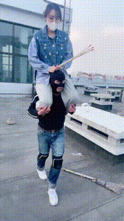 【辣妈S】运动女神阳台遛狗 bf20581