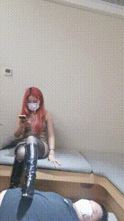 【NaNa】黑丝+贝壳头+长靴踩踏 bf23811