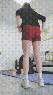 【飞扬】运动鞋白袜强制踢踹 bf22767封面图