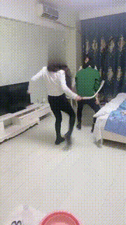 【晴儿】姐妹花狠虐父子奴【双视角版】 bf22185_1