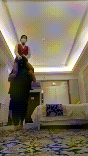 【多多】空姐下班的解压活动 bf24083