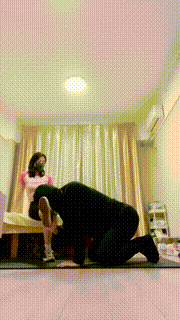 【小妮】帆布鞋白袜踩狗场 bf22742封面图