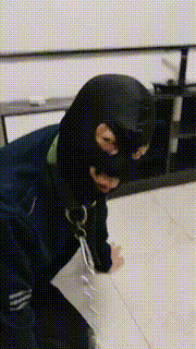 【辣姐】闻舔棉袜丝袜脚舔马桶吃厕纸 bf24452封面图