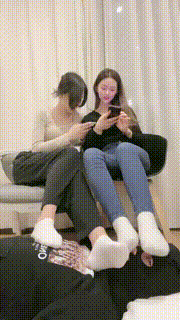 【虞姬S】带素人姐妹运动鞋白袜玩狗【完整版】 bf25450_1