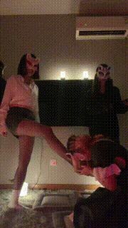 【小奶昔S】3素人精神小妹-母畜闻臭脚吃口水踩踏【双视角版】 bf25621_2封面图