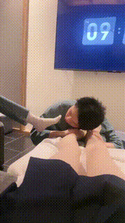 【小溪】足浴店姐妹花玩弄男技师【双视角完整版】 bf26500_1