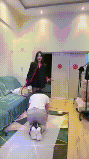 【思诺】连环耳光裸足深喉吐口水磕头求饶【完整版】 bf26105_1