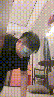 【小球】舔长靴上的酸奶转胯鞭打遛狗 bf25542