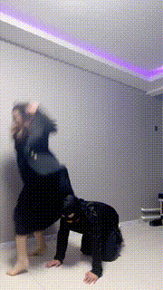 【精神小妹】素人S暴力踢踹-灌圣水 bf26623