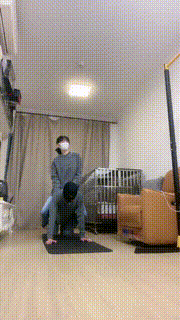 【暴力美学】面试圈养奴-骑马转胯-小白鞋提档-白棉袜塞嘴 bf26308