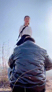 【孤傲女帝】户外被踢踹虐待的狗【双视角版】 bf26620_1