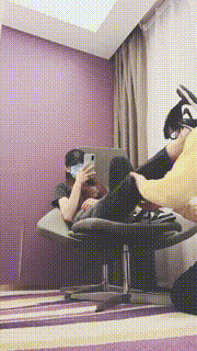 【美娜格格】运动鞋白棉袜惩罚家奴【下】 bf26794封面图