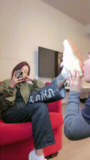 【路子S】漂亮小姐姐晨跑厚原味鞋袜辱狗捆绑sp bf26219