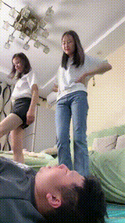 【素人星探】双S-原味白棉袜+黑棉袜气味羞辱踩踏【续集】bf26128