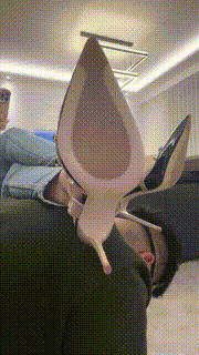 【妆主大大】多双鞋子抽耳光-清理脏鞋底踩狗头强制磕头 bf26247封面图