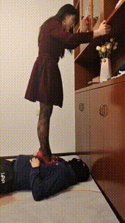 【万灵】高跟黑丝+长靴全体重跳踩 bf26708