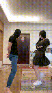 【奈奈生】强制小白鞋提档闻白袜吮吸脚趾喝洗脚水 bf26661