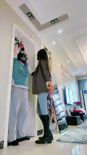 【猫神大人】吊绑门上-数据线鞭子抽转胯长靴踩踏 bf28496