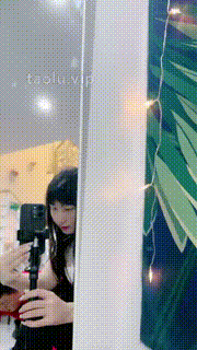 【兔兔大人】舔高跟长靴鞋踩狗爪裸足深喉舔脏鞋骑马 bf28599