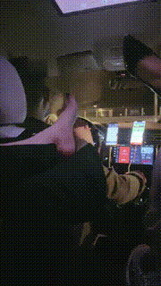 【一诺大小姐】KTV双S-呕吐物喝口水圣水【双视角完整版】bf28458_2