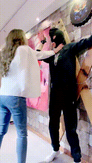 【梦涵大大】刑架固定刑虐-鞭打虐乳耳光双狗转胯人体烟灰缸 bf26994封面图