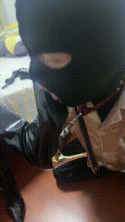 【狗哥】精神小妹强制臭脚踩-遛狗爬行-长靴舔黑丝碾压 bf26987