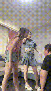 【领主老大】双S拉拉-暴力踢踹-连环耳光-踩狗爪-提档【完整版】bf29125_2封面图