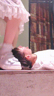 【欣欣S】洛丽塔KTV-舔脏鞋底原味白袜学狗撒尿舔地板 bf28287封面图