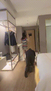 【万一】情侣主VS绿帽-狗链遛狗转胯踩踏喂食椰子鞋舔 bf27740