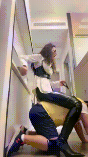 【靴嘉倪】开发外卖小哥做狗-长靴踩虐-狗链遛狗-踩踏喂食 bf30226