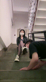 【甜心教主】下班楼道遛狗-匡威黑丝-看呆路人 bf30293