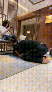 【美女祖宗】学院风小姐姐-过膝袜裸足闻舔辱狗【完整版】 bf29785_1