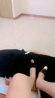 【小香莓】肉丝高跟全体重踩踏-滴蜡全身 bf28982封面图