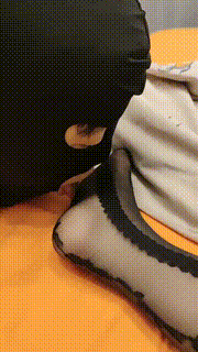 【楼遥】偷舔主人脚被发现-抓厕所虐-口水浓痰-圣水【完整版】 bf29251_1