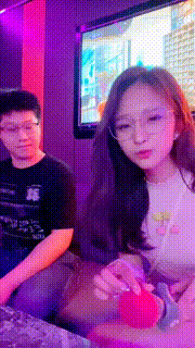 【Uuu】ktv约调素人小哥-浓痰吐脸-踩bei耳光-闻舔脚 bf29547封面图