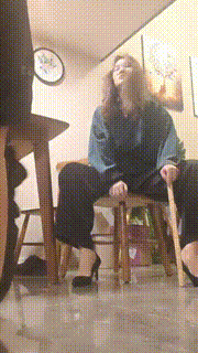 【素人星探】麻辣女老师-高跟踩手-sp-鞋深喉-闻舔肉丝玉足 bf30278