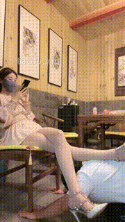 【沅芷】凳脚碾压狗爪-人体脚垫 bf30047封面图