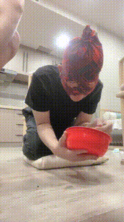 【念念】脚下进食-数据线鞭打-高跟踩 bf29352封面图