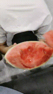 【辣姐】生活化圈养-脚踩喂食-舔多双脏鞋底-喝刷鞋水 JS23072443