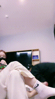 【甜音】语文老师骑马狗学生-耳光-舔裸足 JS23070418封面图