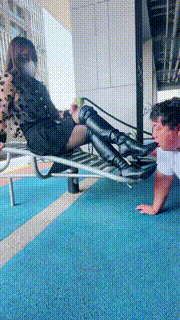 【长沙雪王】户外训马奴-高跟皮靴喂食插嘴-骑乘鞭打-踩踏 bf31057封面图