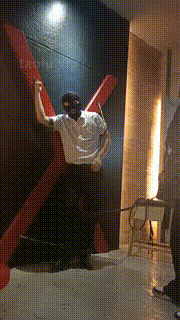 【黑兔S】暴力打死贱狗-提档-骑马转胯磕头-圣水泡袜子-耳光鞭打 bf30240封面图