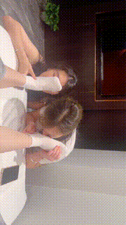 【橘子没熟】素人首次体验-磕头转胯揪头发爬行汗味白袜训练 bf31487封面图